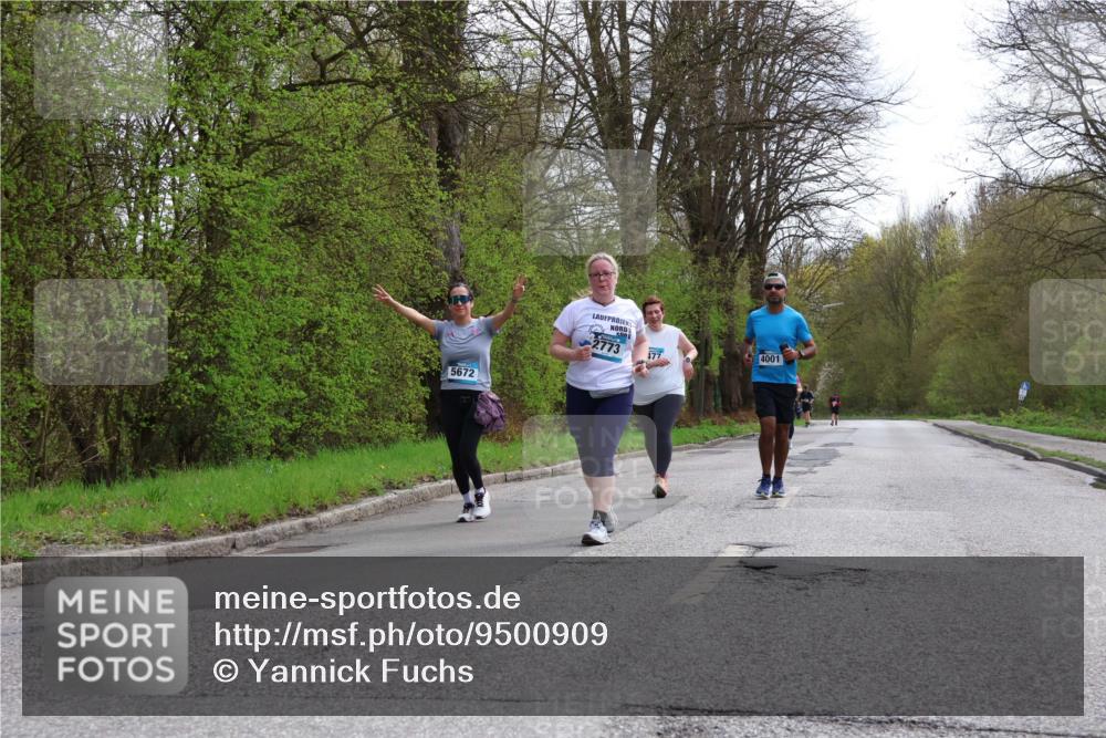 12.04.2026 - 45. Internationalen Wilhelmsburger Insellauf Yannick Fuchs http://msf.ph/oto/9500909 12.04.2026 13:20:49 Laufen 5672, 2773, 477, 4001 meine-sportfotos.de