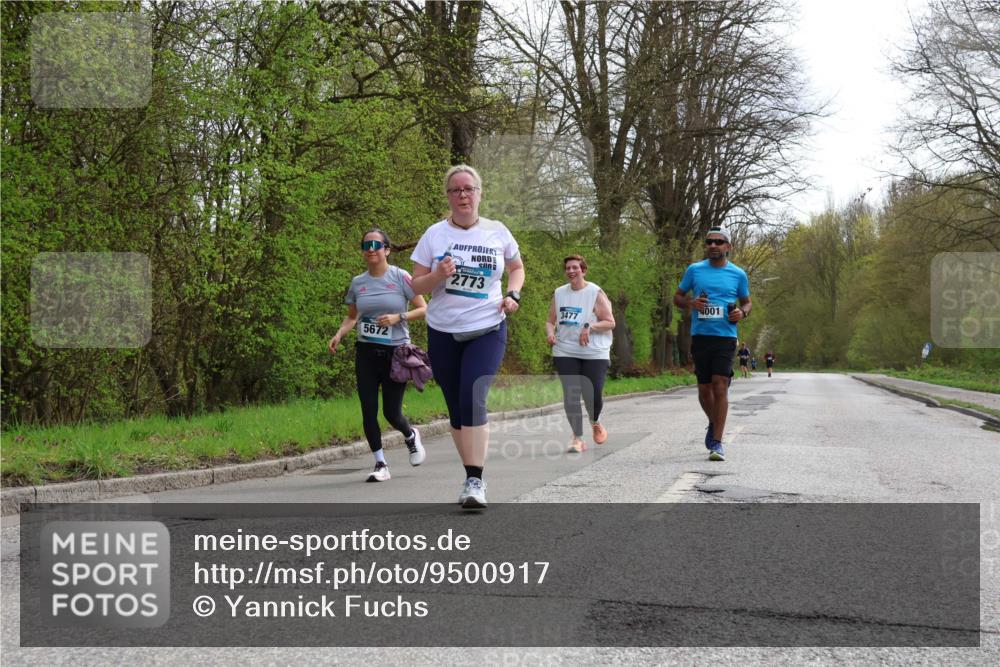 12.04.2026 - 45. Internationalen Wilhelmsburger Insellauf Yannick Fuchs http://msf.ph/oto/9500917 12.04.2026 13:20:51 Laufen 5672, 2773, 4001, 3477 meine-sportfotos.de