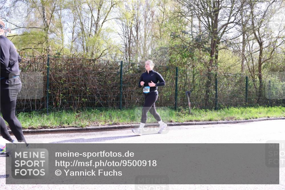 12.04.2026 - 45. Internationalen Wilhelmsburger Insellauf Yannick Fuchs http://msf.ph/oto/9500918 12.04.2026 11:12:55 Laufen  meine-sportfotos.de