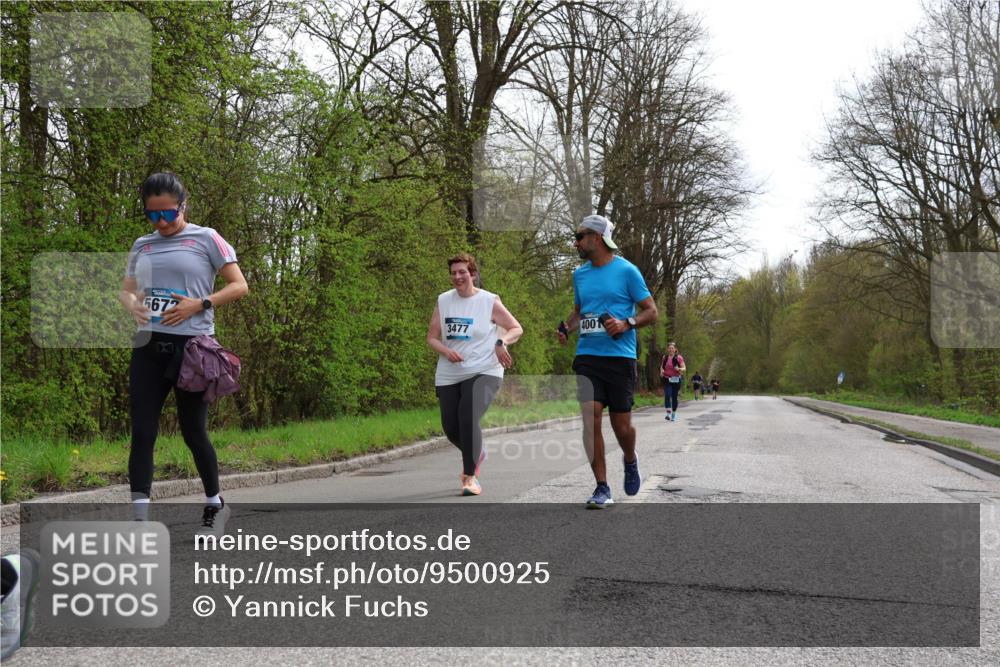 12.04.2026 - 45. Internationalen Wilhelmsburger Insellauf Yannick Fuchs http://msf.ph/oto/9500925 12.04.2026 13:20:53 Laufen 5672, 4001, 3477 meine-sportfotos.de