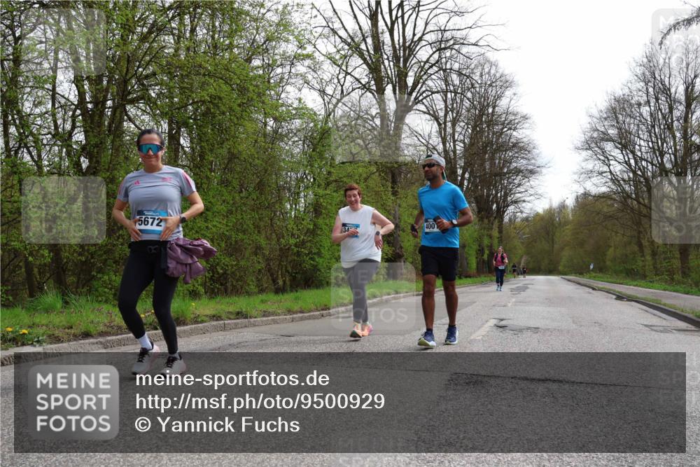 12.04.2026 - 45. Internationalen Wilhelmsburger Insellauf Yannick Fuchs http://msf.ph/oto/9500929 12.04.2026 13:20:53 Laufen 5672, 400 meine-sportfotos.de