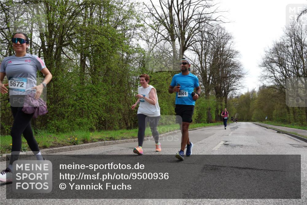 12.04.2026 - 45. Internationalen Wilhelmsburger Insellauf Yannick Fuchs http://msf.ph/oto/9500936 12.04.2026 13:20:54 Laufen 5672, 4001 meine-sportfotos.de