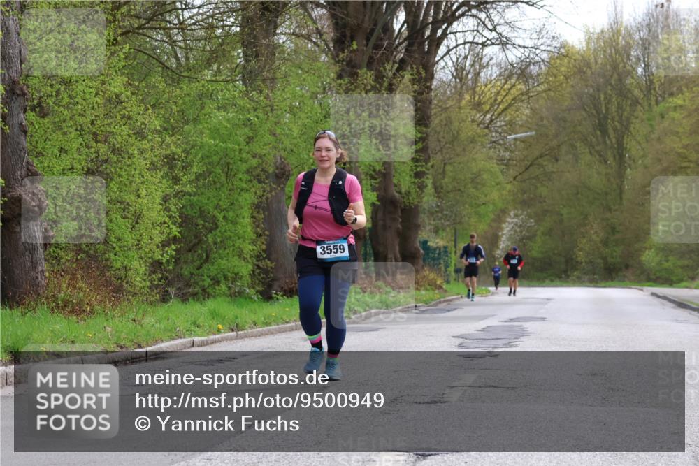 12.04.2026 - 45. Internationalen Wilhelmsburger Insellauf Yannick Fuchs http://msf.ph/oto/9500949 12.04.2026 13:20:56 Laufen 3559 meine-sportfotos.de