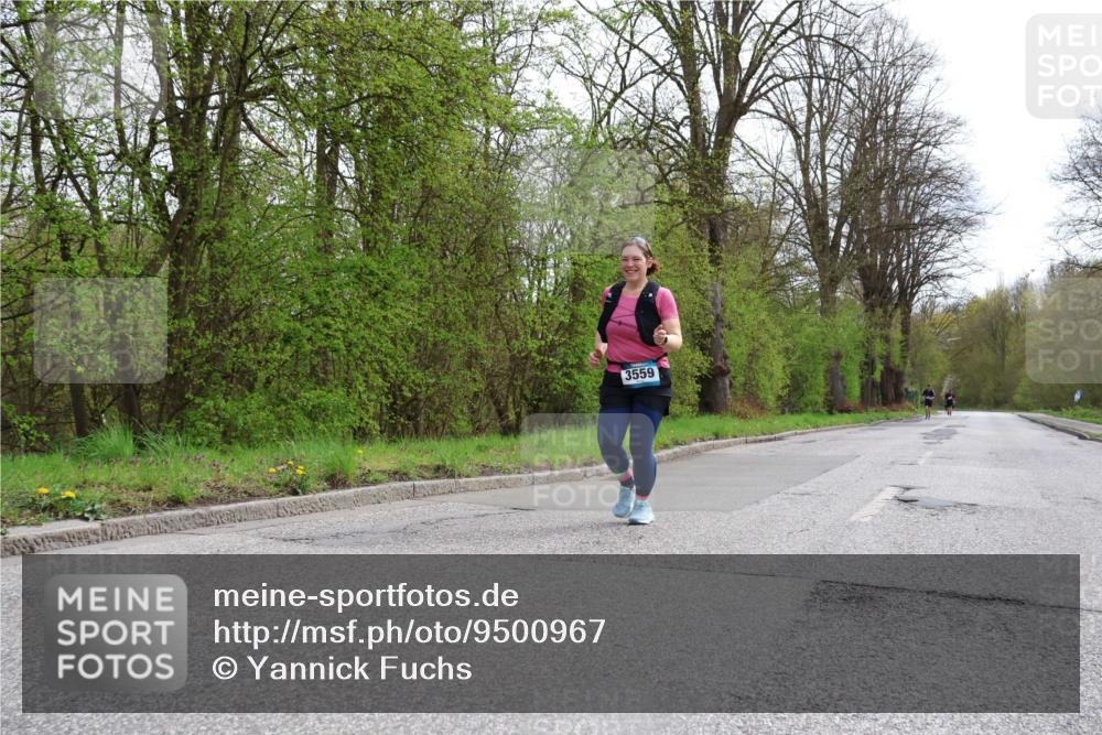 12.04.2026 - 45. Internationalen Wilhelmsburger Insellauf Yannick Fuchs http://msf.ph/oto/9500967 12.04.2026 13:21:00 Laufen 3559 meine-sportfotos.de