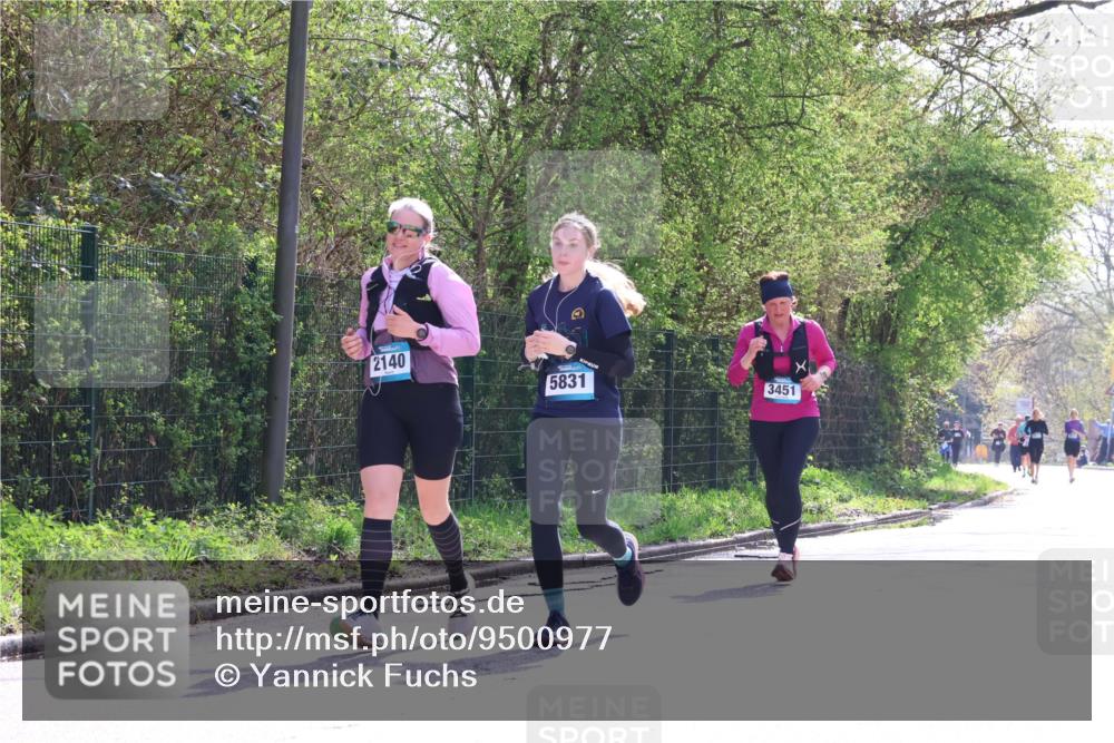 12.04.2026 - 45. Internationalen Wilhelmsburger Insellauf Yannick Fuchs http://msf.ph/oto/9500977 12.04.2026 11:13:04 Laufen 2140, 5831, 3451 meine-sportfotos.de