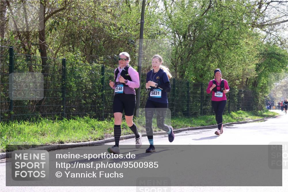 12.04.2026 - 45. Internationalen Wilhelmsburger Insellauf Yannick Fuchs http://msf.ph/oto/9500985 12.04.2026 11:13:04 Laufen 2140, 5831, 3451 meine-sportfotos.de
