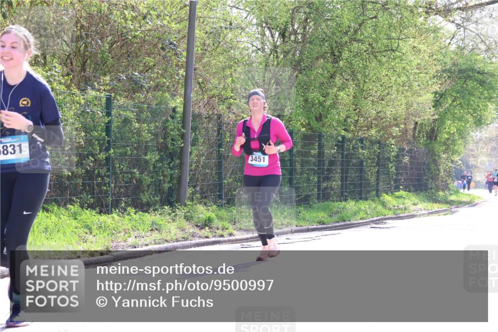 12.04.2026 - 45. Internationalen Wilhelmsburger Insellauf Yannick Fuchs http://msf.ph/oto/9500997 12.04.2026 11:13:06 Laufen 5831, 3451 meine-sportfotos.de