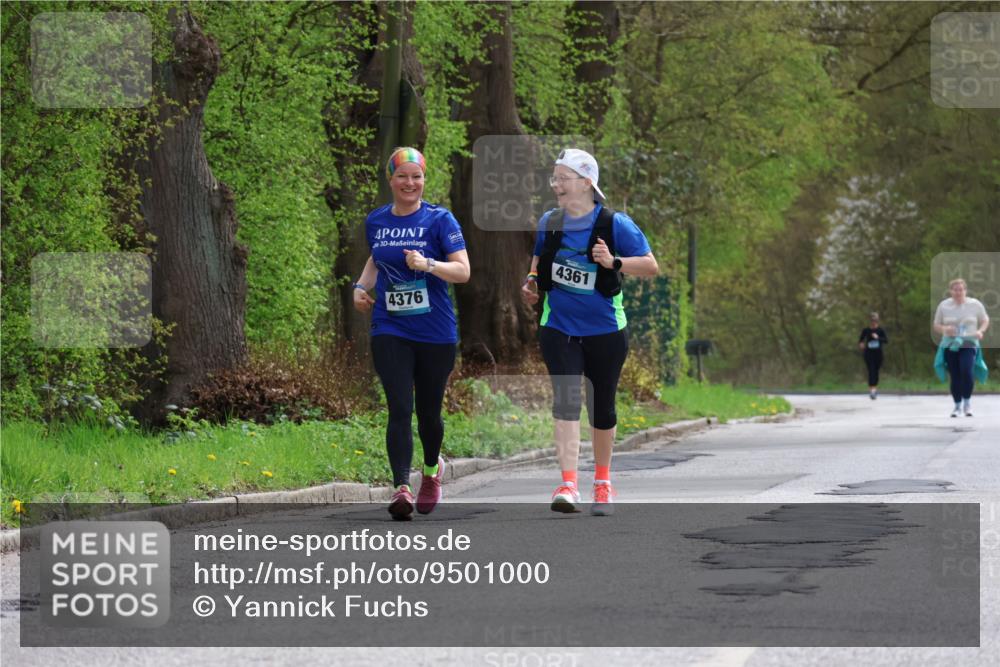 12.04.2026 - 45. Internationalen Wilhelmsburger Insellauf Yannick Fuchs http://msf.ph/oto/9501000 12.04.2026 13:21:49 Laufen 3, 4376, 4361 meine-sportfotos.de