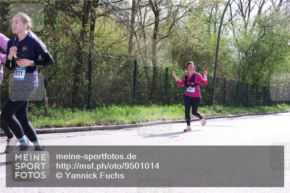 12.04.2026 - 45. Internationalen Wilhelmsburger Insellauf Yannick Fuchs http://msf.ph/oto/9501014 12.04.2026 11:13:07 Laufen 5831, 3451 meine-sportfotos.de