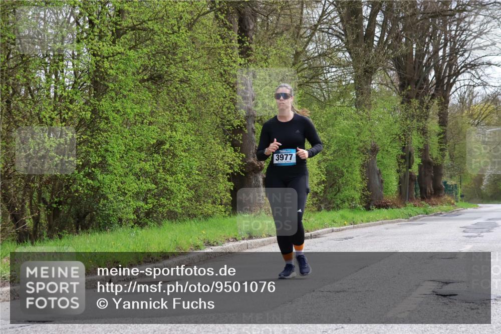 12.04.2026 - 45. Internationalen Wilhelmsburger Insellauf Yannick Fuchs http://msf.ph/oto/9501076 12.04.2026 13:22:50 Laufen 3977 meine-sportfotos.de