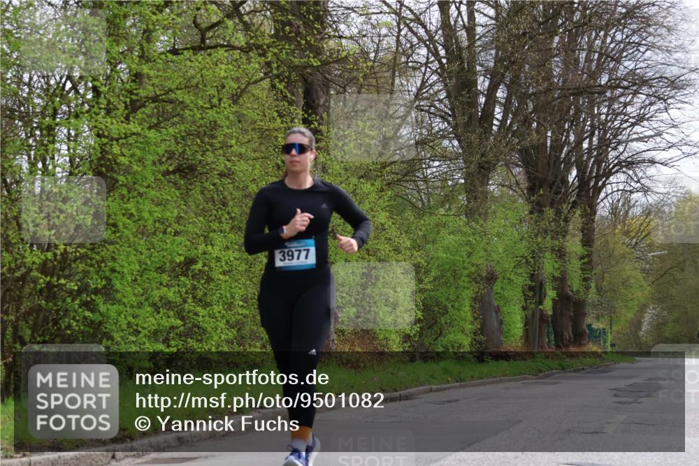 12.04.2026 - 45. Internationalen Wilhelmsburger Insellauf Yannick Fuchs http://msf.ph/oto/9501082 12.04.2026 13:22:51 Laufen 3977 meine-sportfotos.de