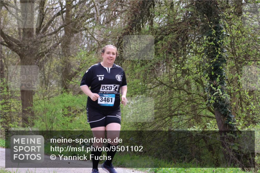 12.04.2026 - 45. Internationalen Wilhelmsburger Insellauf Yannick Fuchs http://msf.ph/oto/9501102 12.04.2026 13:22:54 Laufen 3461 meine-sportfotos.de