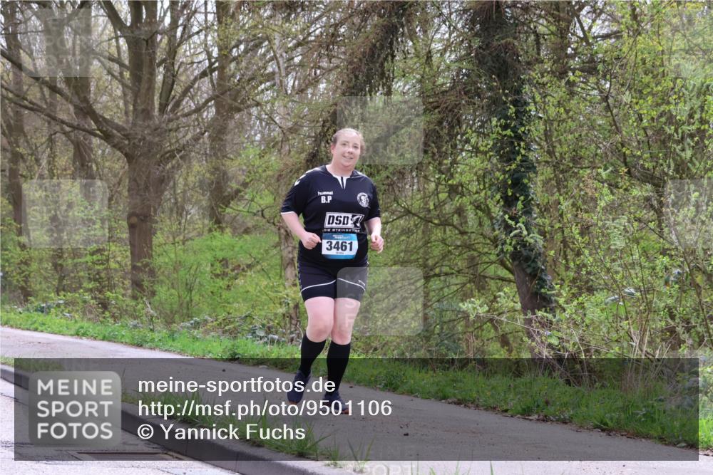 12.04.2026 - 45. Internationalen Wilhelmsburger Insellauf Yannick Fuchs http://msf.ph/oto/9501106 12.04.2026 13:22:54 Laufen 3461 meine-sportfotos.de