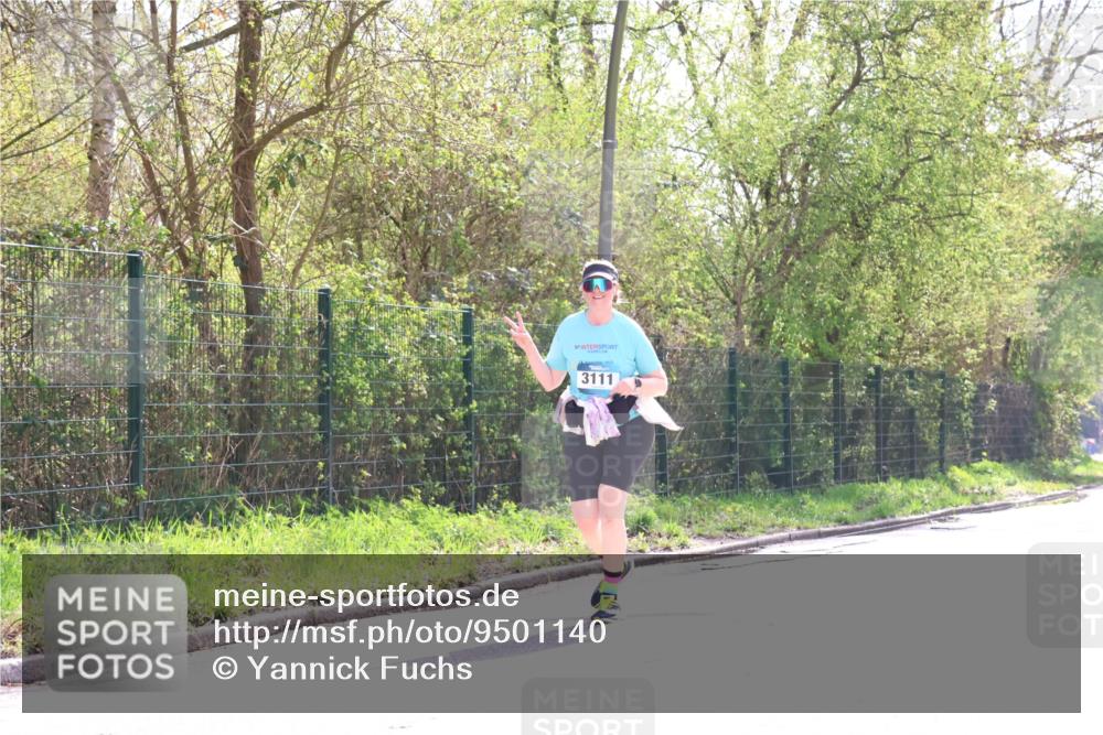 12.04.2026 - 45. Internationalen Wilhelmsburger Insellauf Yannick Fuchs http://msf.ph/oto/9501140 12.04.2026 11:13:37 Laufen 3111 meine-sportfotos.de