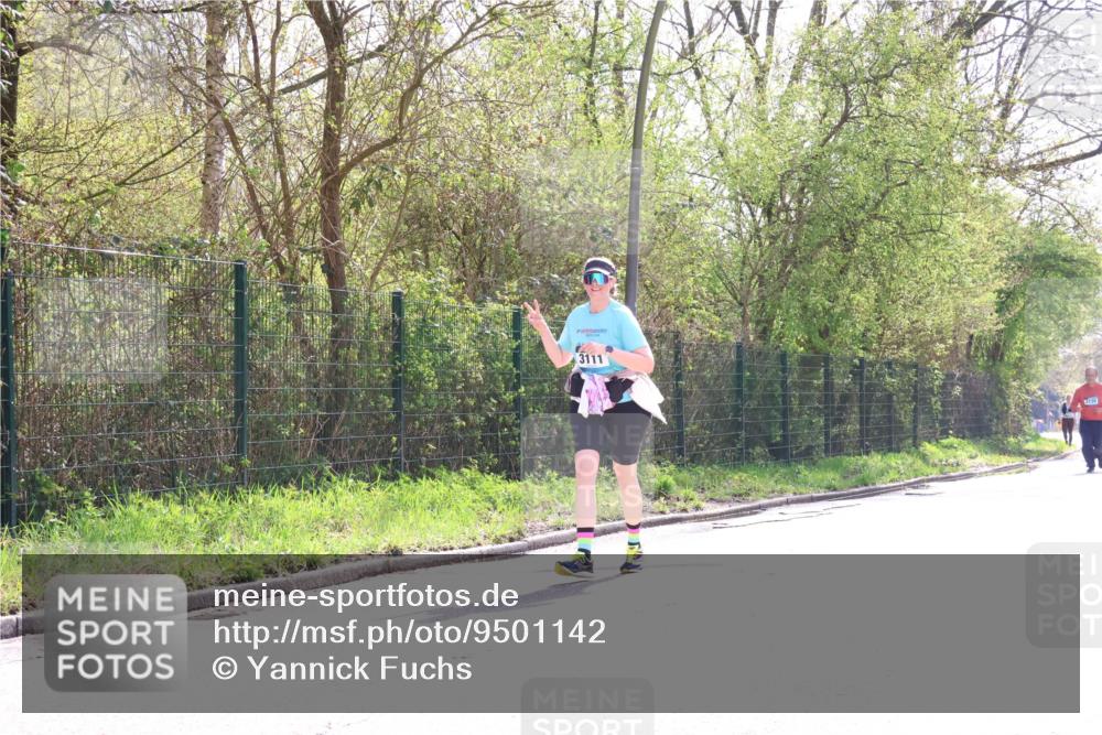 12.04.2026 - 45. Internationalen Wilhelmsburger Insellauf Yannick Fuchs http://msf.ph/oto/9501142 12.04.2026 11:13:38 Laufen 3111, 2230 meine-sportfotos.de