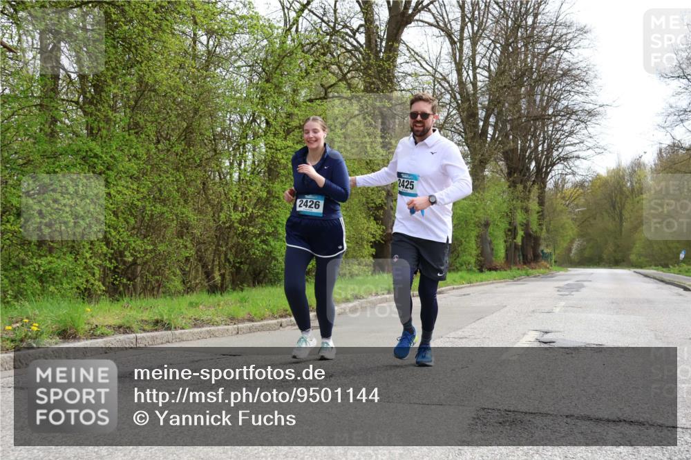 12.04.2026 - 45. Internationalen Wilhelmsburger Insellauf Yannick Fuchs http://msf.ph/oto/9501144 12.04.2026 13:24:58 Laufen 2426, 2425 meine-sportfotos.de