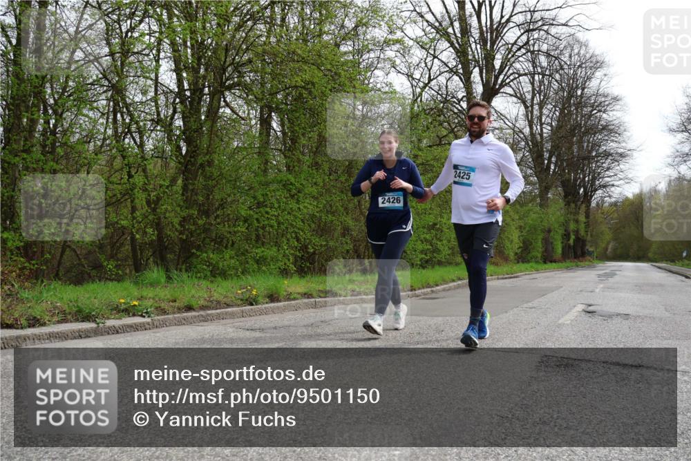 12.04.2026 - 45. Internationalen Wilhelmsburger Insellauf Yannick Fuchs http://msf.ph/oto/9501150 12.04.2026 13:24:59 Laufen 2426, 2425 meine-sportfotos.de