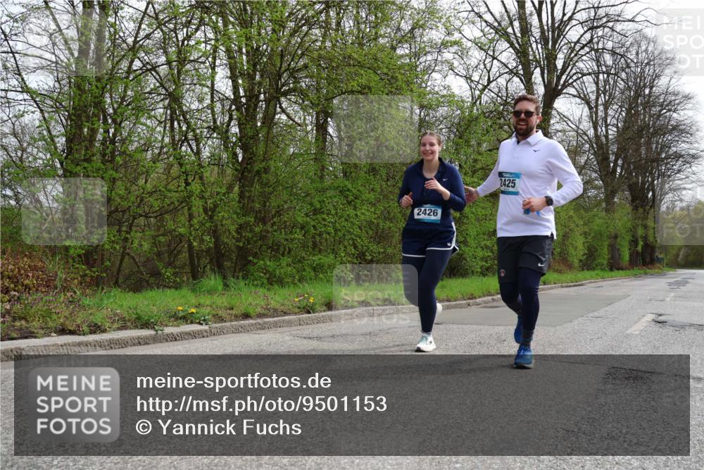 12.04.2026 - 45. Internationalen Wilhelmsburger Insellauf Yannick Fuchs http://msf.ph/oto/9501153 12.04.2026 13:24:59 Laufen 2426, 2425 meine-sportfotos.de