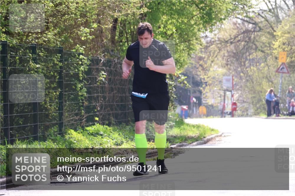 12.04.2026 - 45. Internationalen Wilhelmsburger Insellauf Yannick Fuchs http://msf.ph/oto/9501241 12.04.2026 11:14:08 Laufen  meine-sportfotos.de