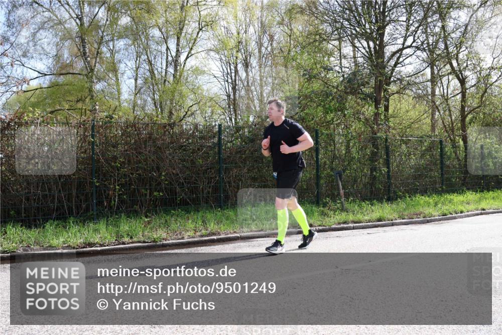 12.04.2026 - 45. Internationalen Wilhelmsburger Insellauf Yannick Fuchs http://msf.ph/oto/9501249 12.04.2026 11:14:18 Laufen  meine-sportfotos.de