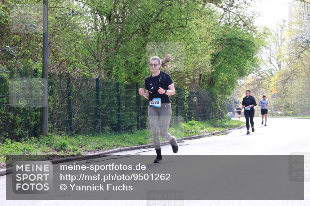 12.04.2026 - 45. Internationalen Wilhelmsburger Insellauf Yannick Fuchs http://msf.ph/oto/9501262 12.04.2026 11:15:10 Laufen 2524 meine-sportfotos.de