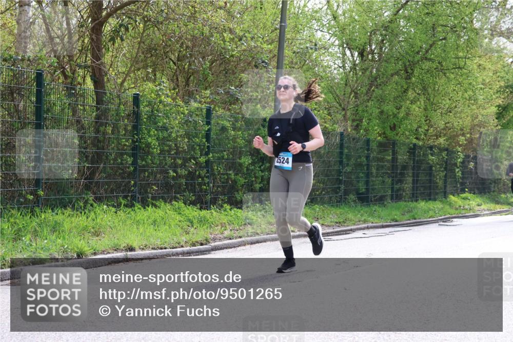 12.04.2026 - 45. Internationalen Wilhelmsburger Insellauf Yannick Fuchs http://msf.ph/oto/9501265 12.04.2026 11:15:12 Laufen 2524 meine-sportfotos.de