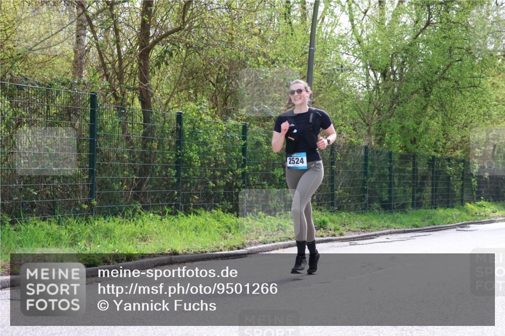 12.04.2026 - 45. Internationalen Wilhelmsburger Insellauf Yannick Fuchs http://msf.ph/oto/9501266 12.04.2026 11:15:12 Laufen 2524 meine-sportfotos.de