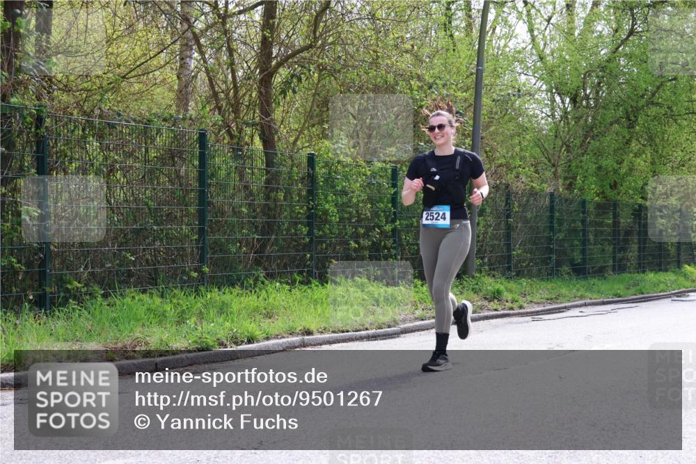 12.04.2026 - 45. Internationalen Wilhelmsburger Insellauf Yannick Fuchs http://msf.ph/oto/9501267 12.04.2026 11:15:12 Laufen 2524 meine-sportfotos.de