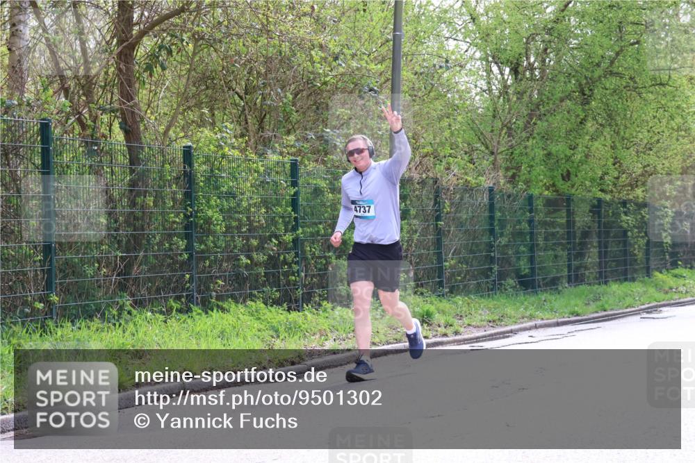 12.04.2026 - 45. Internationalen Wilhelmsburger Insellauf Yannick Fuchs http://msf.ph/oto/9501302 12.04.2026 11:15:25 Laufen 4737 meine-sportfotos.de