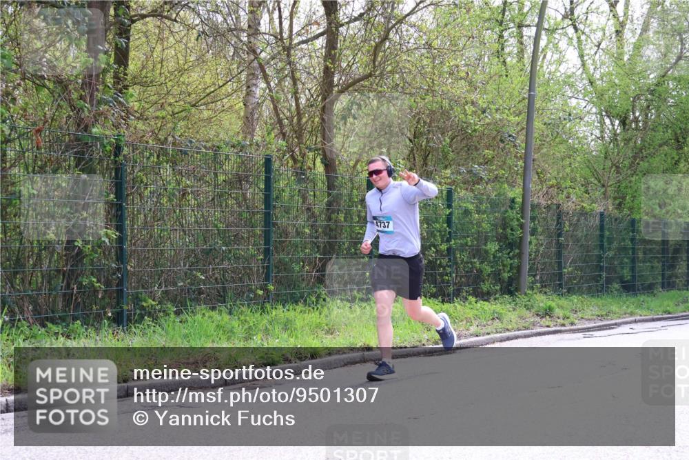 12.04.2026 - 45. Internationalen Wilhelmsburger Insellauf Yannick Fuchs http://msf.ph/oto/9501307 12.04.2026 11:15:25 Laufen 4737 meine-sportfotos.de