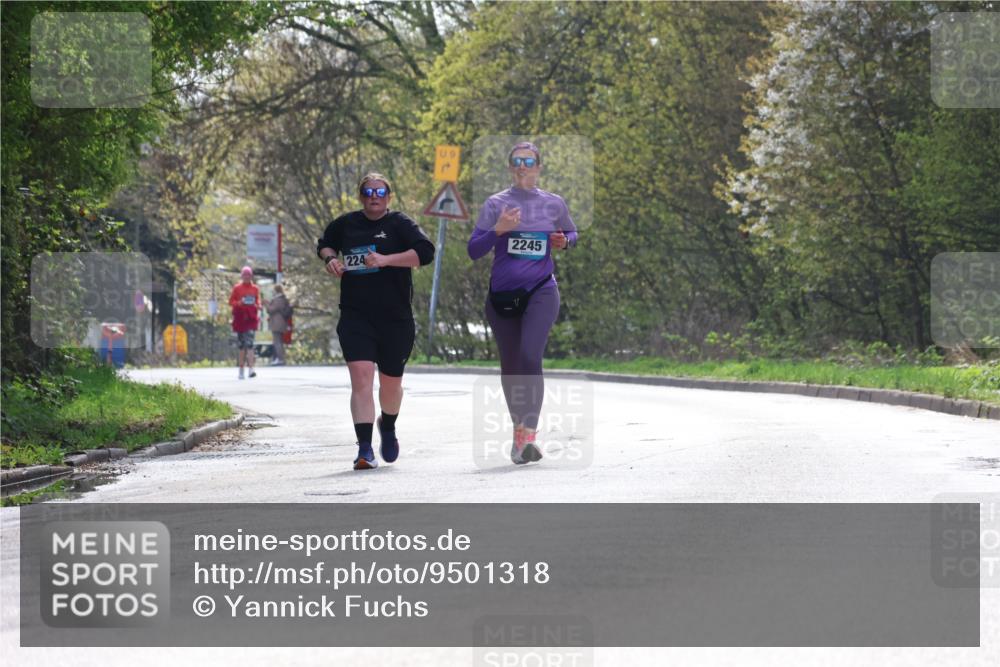 12.04.2026 - 45. Internationalen Wilhelmsburger Insellauf Yannick Fuchs http://msf.ph/oto/9501318 12.04.2026 11:15:41 Laufen 09, 224, 2245 meine-sportfotos.de