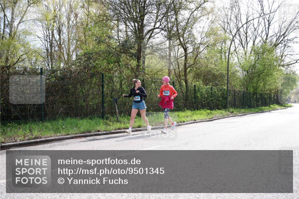 12.04.2026 - 45. Internationalen Wilhelmsburger Insellauf Yannick Fuchs http://msf.ph/oto/9501345 12.04.2026 11:16:23 Laufen 3545, 4950 meine-sportfotos.de