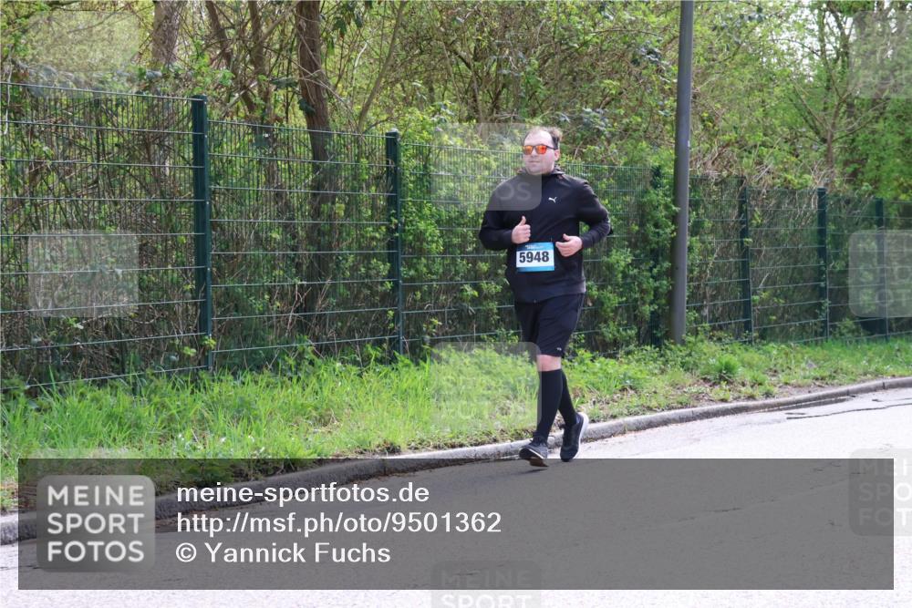 12.04.2026 - 45. Internationalen Wilhelmsburger Insellauf Yannick Fuchs http://msf.ph/oto/9501362 12.04.2026 11:17:22 Laufen 5948 meine-sportfotos.de