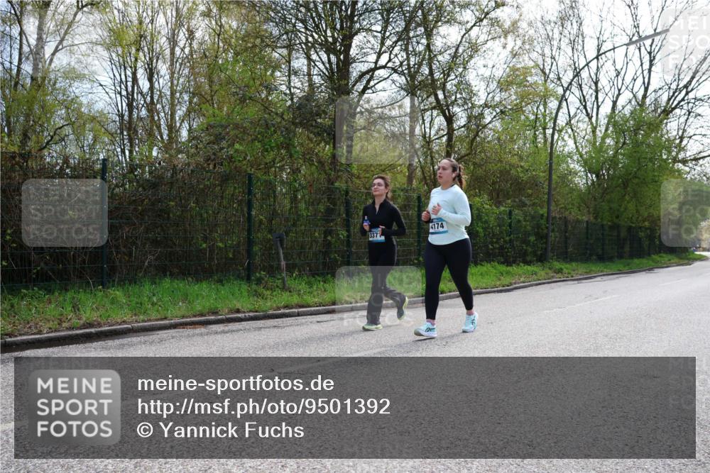 12.04.2026 - 45. Internationalen Wilhelmsburger Insellauf Yannick Fuchs http://msf.ph/oto/9501392 12.04.2026 11:17:35 Laufen 337, 4174 meine-sportfotos.de