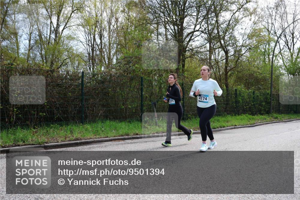 12.04.2026 - 45. Internationalen Wilhelmsburger Insellauf Yannick Fuchs http://msf.ph/oto/9501394 12.04.2026 11:17:35 Laufen 8371, 4174 meine-sportfotos.de