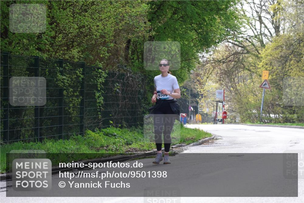 12.04.2026 - 45. Internationalen Wilhelmsburger Insellauf Yannick Fuchs http://msf.ph/oto/9501398 12.04.2026 11:17:42 Laufen 4505, 2 meine-sportfotos.de