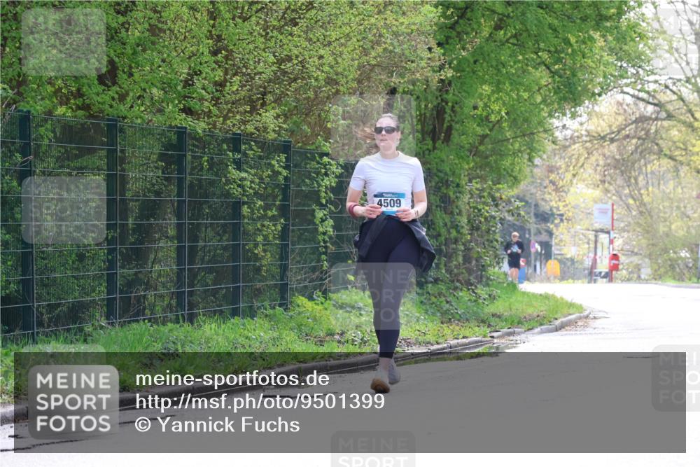 12.04.2026 - 45. Internationalen Wilhelmsburger Insellauf Yannick Fuchs http://msf.ph/oto/9501399 12.04.2026 11:17:43 Laufen 4509 meine-sportfotos.de