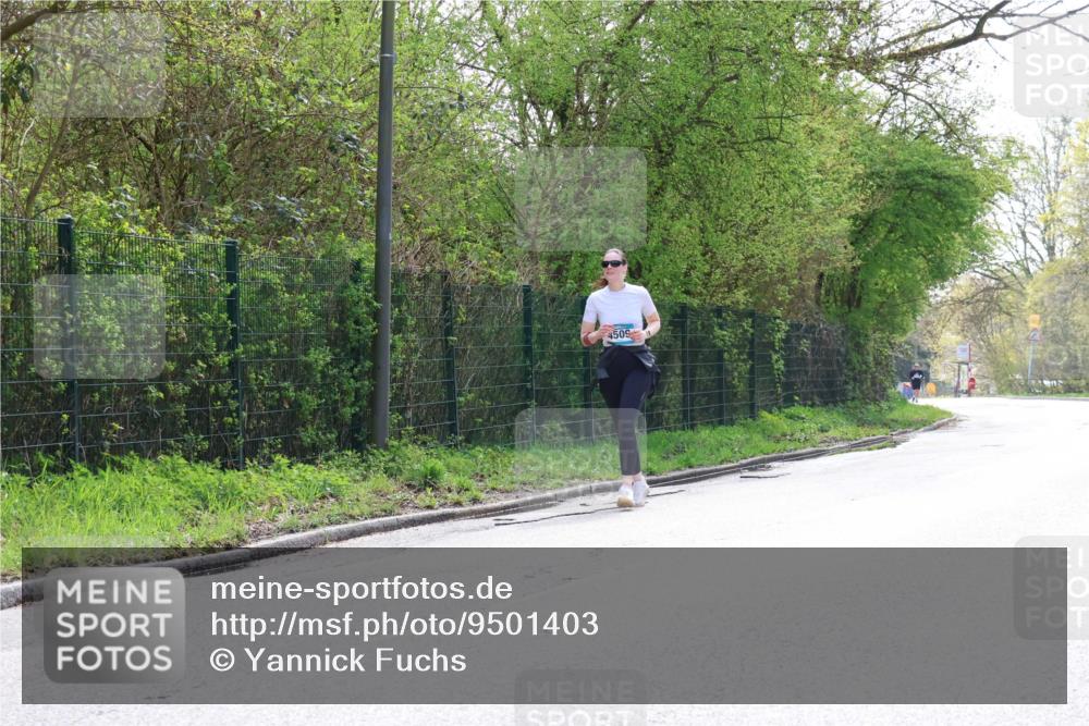 12.04.2026 - 45. Internationalen Wilhelmsburger Insellauf Yannick Fuchs http://msf.ph/oto/9501403 12.04.2026 11:17:46 Laufen 4509 meine-sportfotos.de