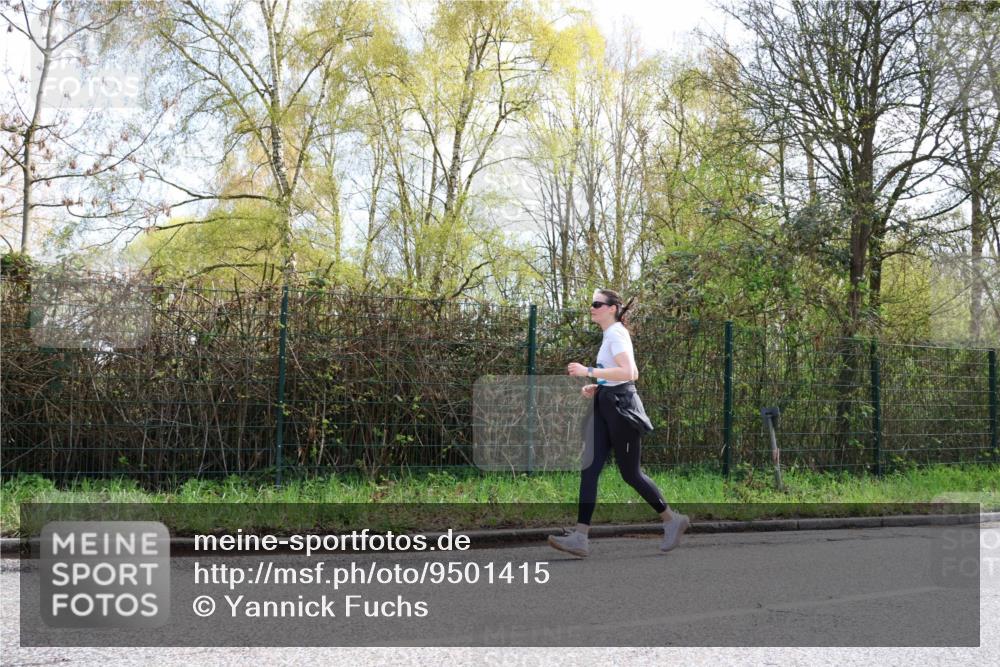 12.04.2026 - 45. Internationalen Wilhelmsburger Insellauf Yannick Fuchs http://msf.ph/oto/9501415 12.04.2026 11:17:51 Laufen  meine-sportfotos.de