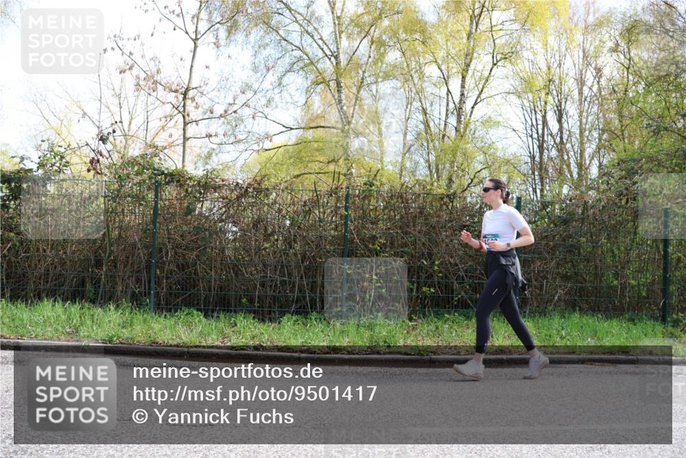 12.04.2026 - 45. Internationalen Wilhelmsburger Insellauf Yannick Fuchs http://msf.ph/oto/9501417 12.04.2026 11:17:52 Laufen  meine-sportfotos.de