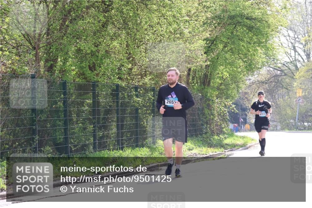 12.04.2026 - 45. Internationalen Wilhelmsburger Insellauf Yannick Fuchs http://msf.ph/oto/9501425 12.04.2026 11:18:29 Laufen 2653, 2233 meine-sportfotos.de