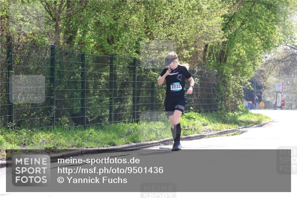 12.04.2026 - 45. Internationalen Wilhelmsburger Insellauf Yannick Fuchs http://msf.ph/oto/9501436 12.04.2026 11:18:34 Laufen 2233 meine-sportfotos.de