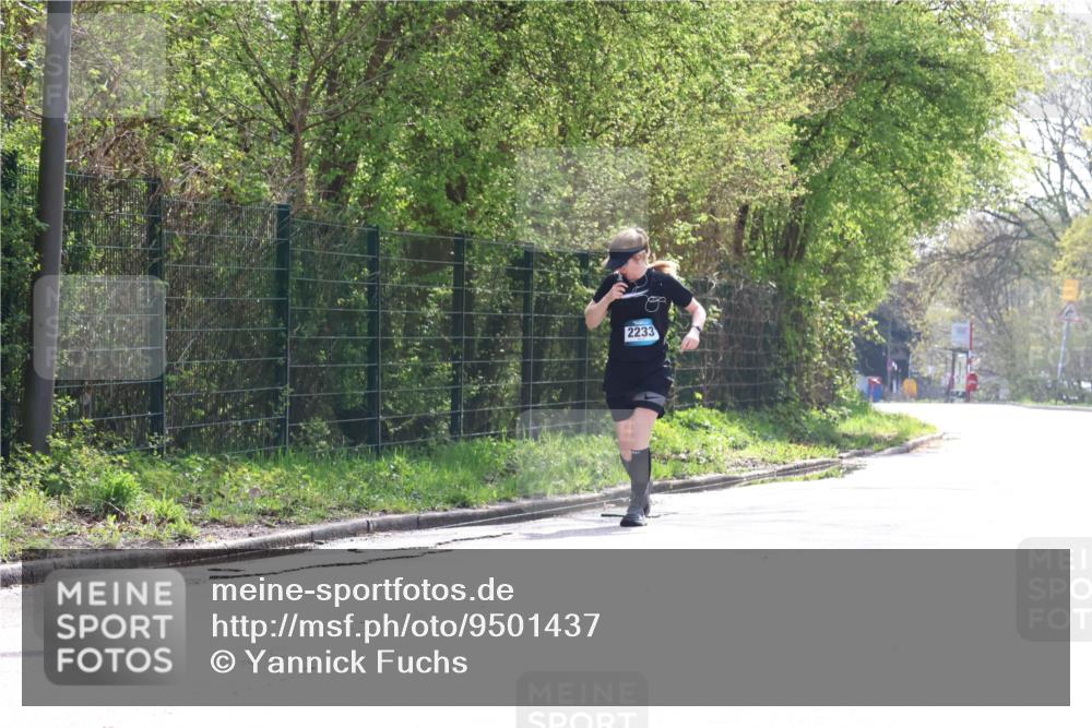 12.04.2026 - 45. Internationalen Wilhelmsburger Insellauf Yannick Fuchs http://msf.ph/oto/9501437 12.04.2026 11:18:34 Laufen 2233 meine-sportfotos.de