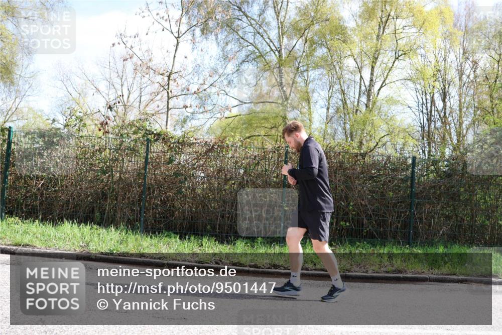 12.04.2026 - 45. Internationalen Wilhelmsburger Insellauf Yannick Fuchs http://msf.ph/oto/9501447 12.04.2026 11:18:37 Laufen  meine-sportfotos.de