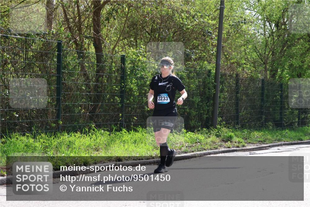 12.04.2026 - 45. Internationalen Wilhelmsburger Insellauf Yannick Fuchs http://msf.ph/oto/9501450 12.04.2026 11:18:39 Laufen 2233 meine-sportfotos.de