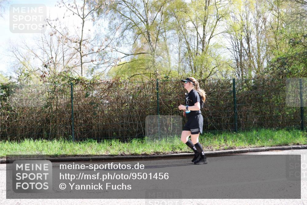 12.04.2026 - 45. Internationalen Wilhelmsburger Insellauf Yannick Fuchs http://msf.ph/oto/9501456 12.04.2026 11:18:43 Laufen  meine-sportfotos.de