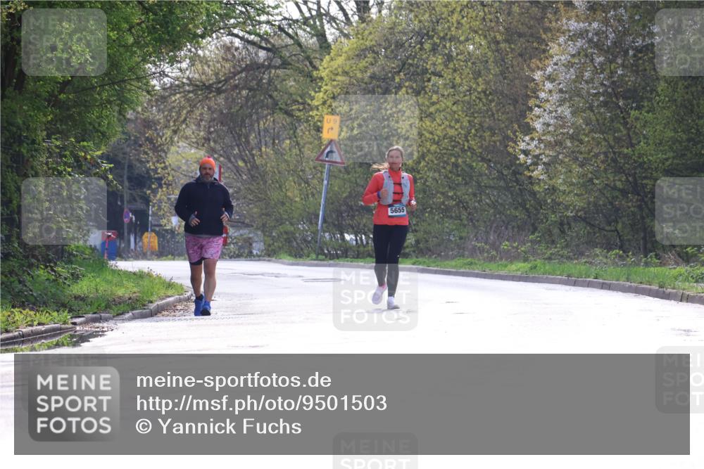 12.04.2026 - 45. Internationalen Wilhelmsburger Insellauf Yannick Fuchs http://msf.ph/oto/9501503 12.04.2026 11:21:01 Laufen 09, 5655 meine-sportfotos.de