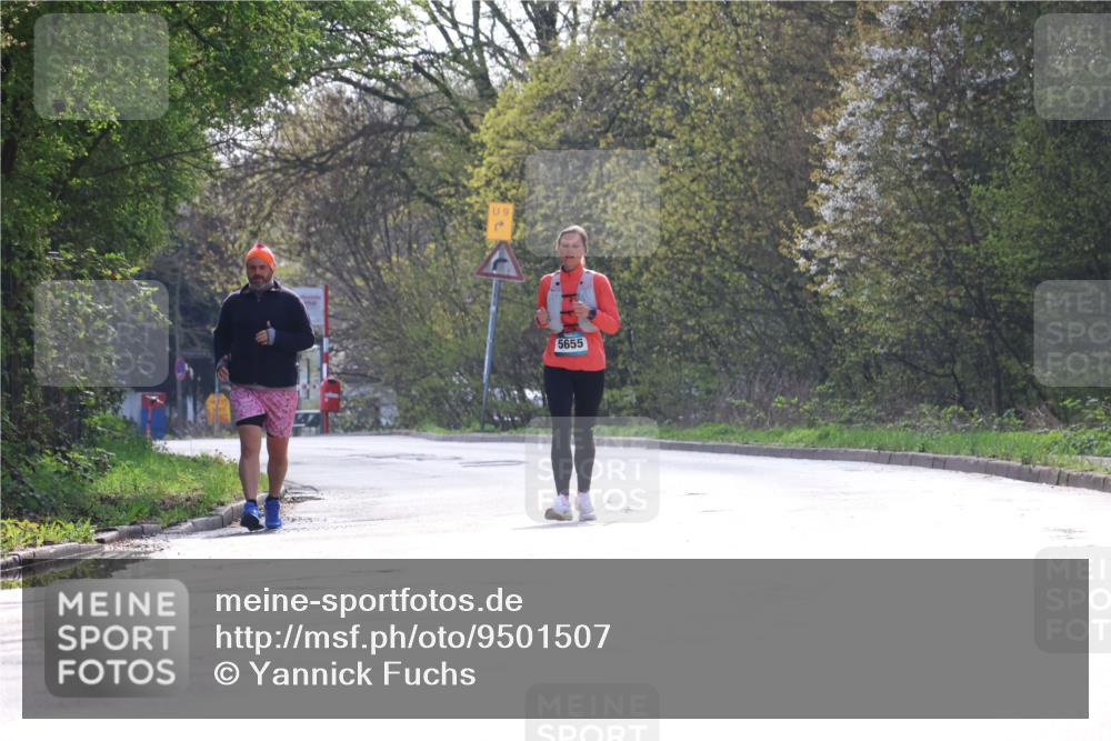 12.04.2026 - 45. Internationalen Wilhelmsburger Insellauf Yannick Fuchs http://msf.ph/oto/9501507 12.04.2026 11:21:03 Laufen 09, 5655 meine-sportfotos.de