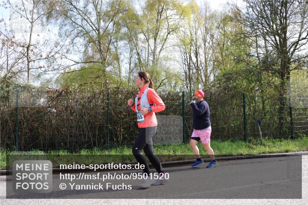 12.04.2026 - 45. Internationalen Wilhelmsburger Insellauf Yannick Fuchs http://msf.ph/oto/9501520 12.04.2026 11:21:21 Laufen 55 meine-sportfotos.de