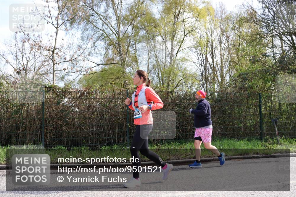 12.04.2026 - 45. Internationalen Wilhelmsburger Insellauf Yannick Fuchs http://msf.ph/oto/9501521 12.04.2026 11:21:21 Laufen 655 meine-sportfotos.de